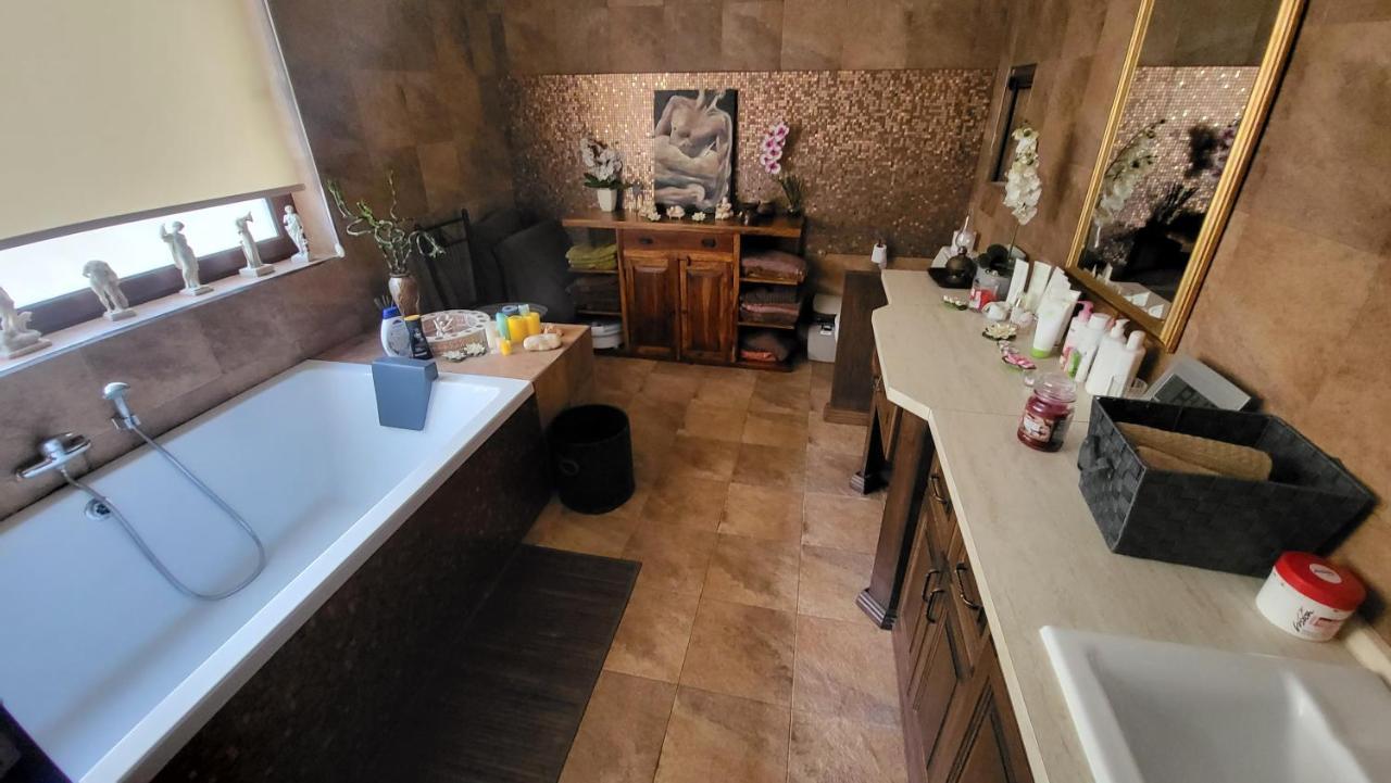 Lotus Guest House Malta Gzira Екстериор снимка