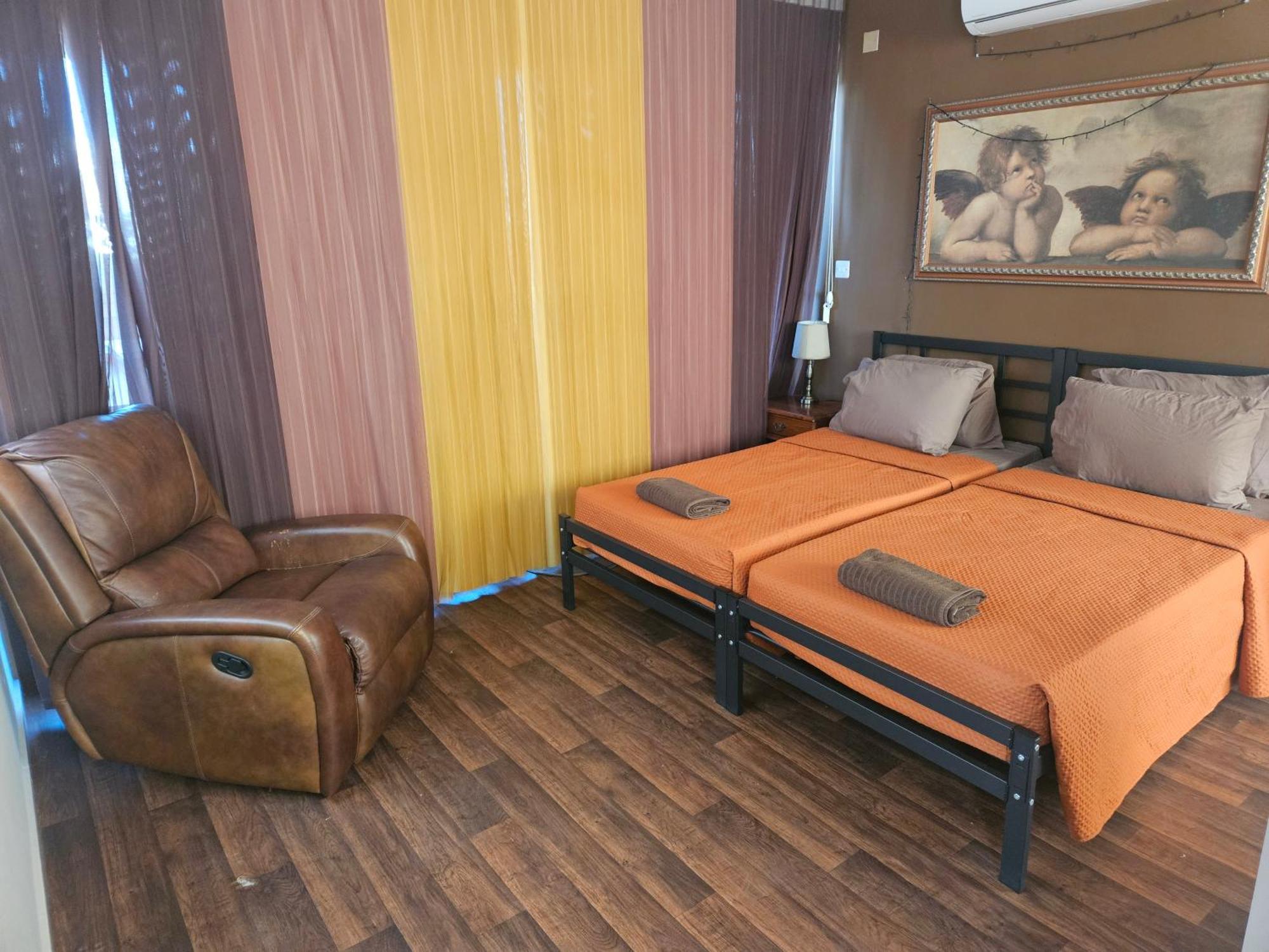 Lotus Guest House Malta Gzira Екстериор снимка