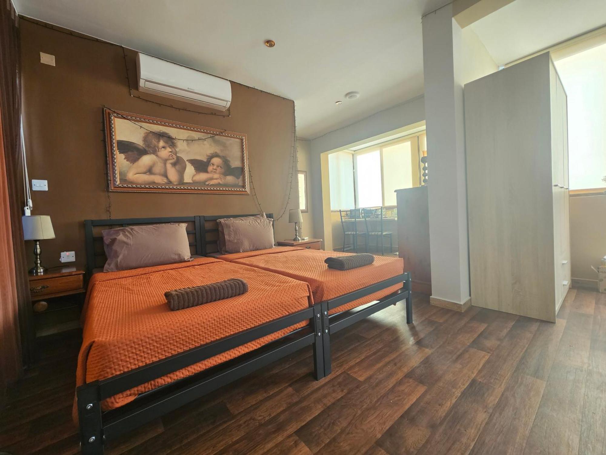 Lotus Guest House Malta Gzira Екстериор снимка